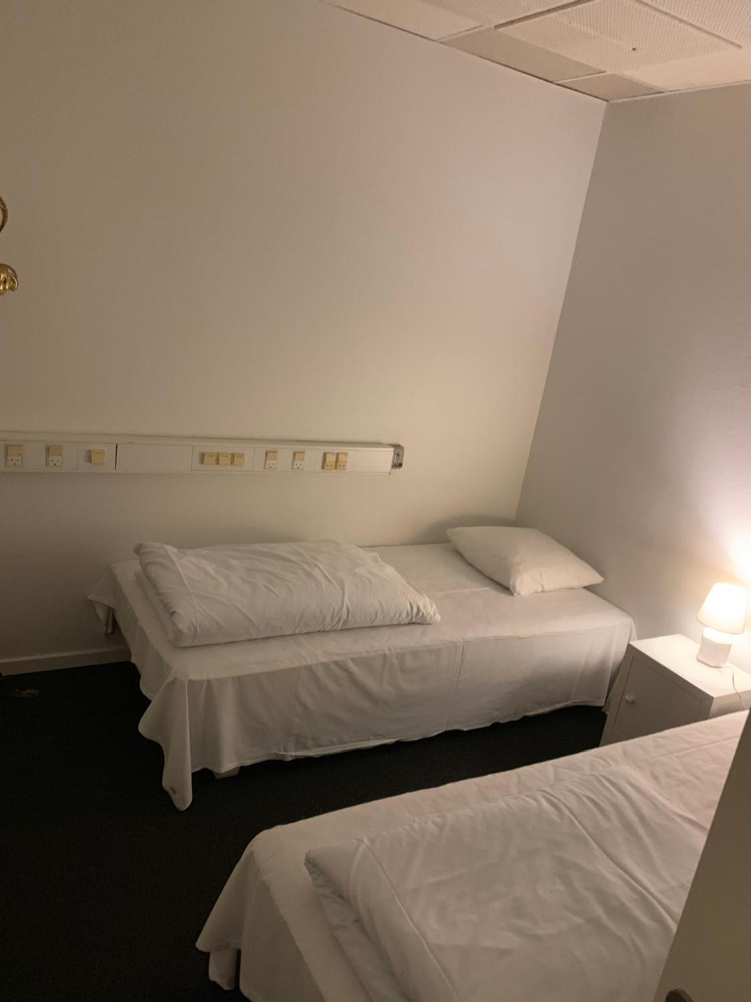 Skuldelev Kro Skibby Buitenkant foto